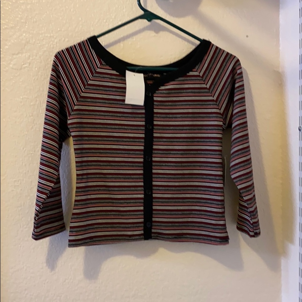 NWT Almost Famous top